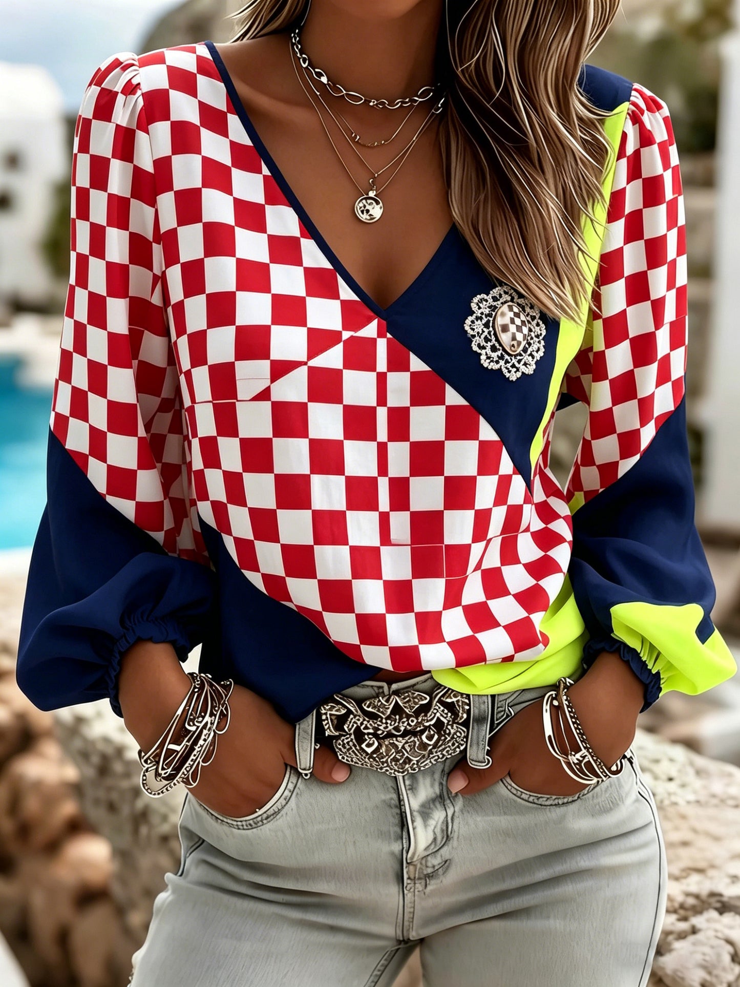 Ženska majica s umjetničkom grafikom u crveno-bijelom karo uzorku, Hrvatska