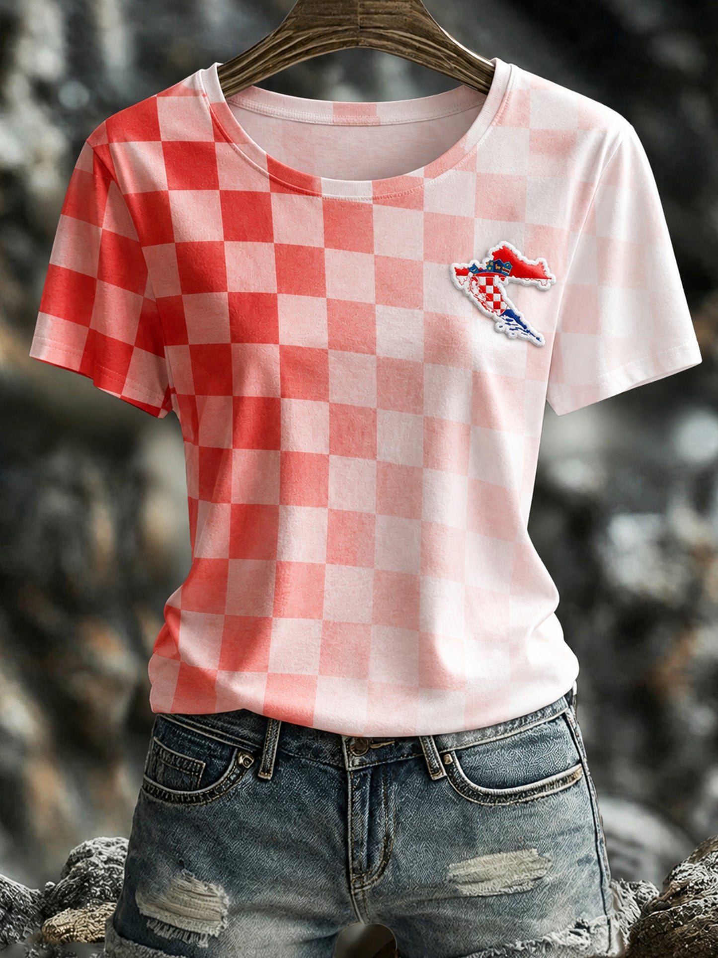 Ženska majica: Hrvatski crveno-bijeli šahovnica s geometrijskim cvjetnim umjetničkim otiskom