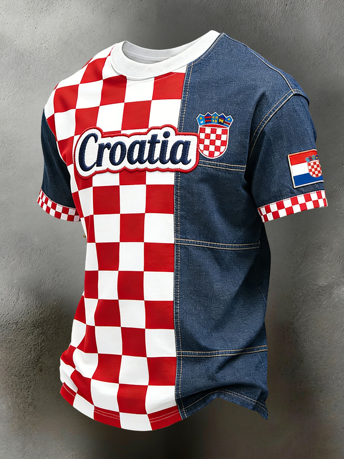 Muška majica s umjetničkim patchwork uzorkom i natpisom na hrvatskom jeziku