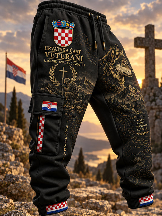 Muške duge hlače s džepovima i starinskim vojnim uzorkom