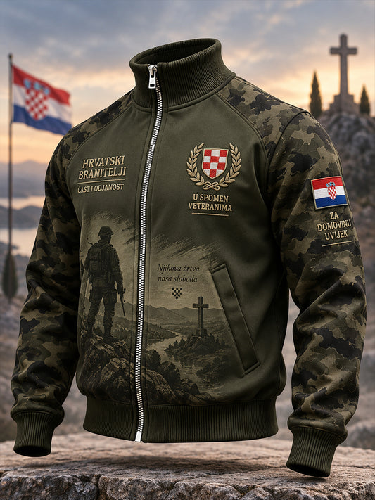 Muška retro jakna s visokim ovratnikom i patentnim zatvaračem, inspirirana vojnom modom